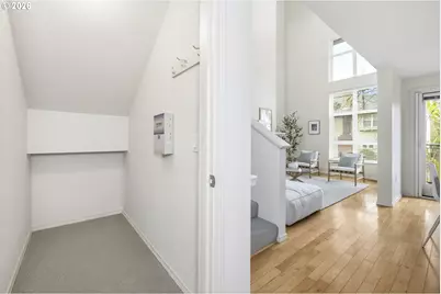 1132 NE Schuyler St, Portland, OR 97212 - Photo 12