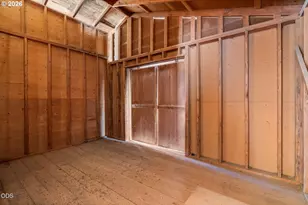 3890 NW 25th St, Redmond, OR 97756 - Photo 18