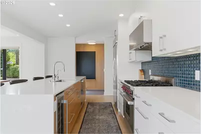 4409 SW Carl Pl, Portland, OR 97239 - Photo 16
