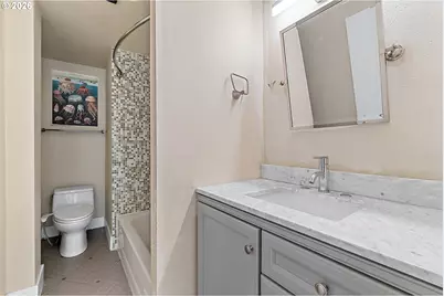 1829 NW Lovejoy St #106, Portland, OR 97209 - Photo 14