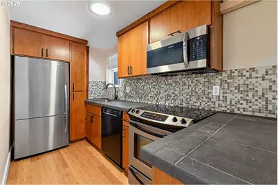1829 NW Lovejoy St #106, Portland, OR 97209 - Photo 8