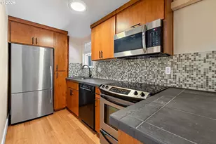 1829 NW Lovejoy St, Portland, OR 97209 - Photo 8