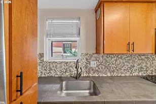 1829 NW Lovejoy St, Portland, OR 97209 - Photo 10