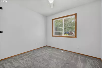 925 Donna Lynn Way, Gladstone, OR 97027 - Photo 24