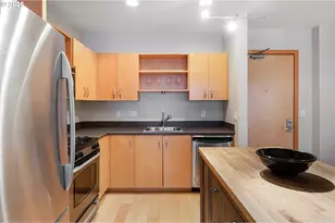 1255 NW 9th Ave, Portland, OR 97209 - Photo 20