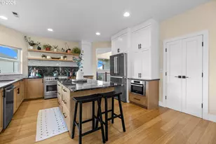 2709 NW 9th Ave, Camas, WA 98607 - Photo 14