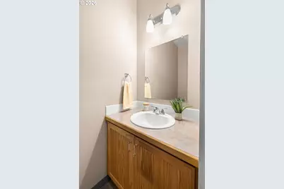 695 SE 197th Ave, Portland, OR 97233 - Photo 12