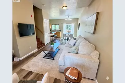 695 SE 197th Ave, Portland, OR 97233 - Photo 10