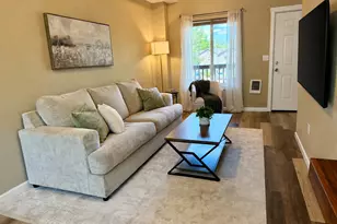 695 SE 197th Ave, Portland, OR 97233 - Photo 16