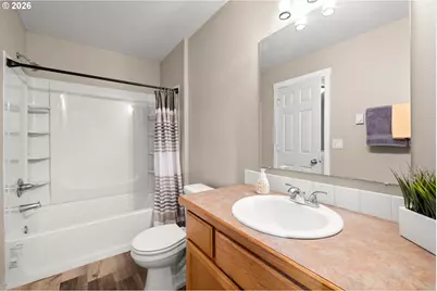 695 SE 197th Ave, Portland, OR 97233 - Photo 16