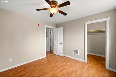 695 SE 197th Ave, Portland, OR 97233 - Photo 16