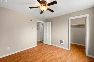 695 SE 197th Ave, Portland, OR 97233 - Photo 16