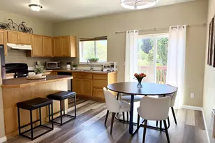 695 SE 197th Ave, Portland, OR 97233 - Photo 10