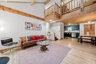 70548 E Mountain Dr, Rhododendron, OR 97049 - Photo 6