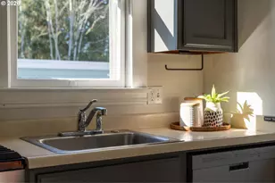 7153 N Atlantic Ave, Portland, OR 97217 - Photo 18