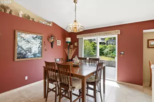 234 NE Riverview Dr, Cascade Locks, OR 97014 - Photo 12