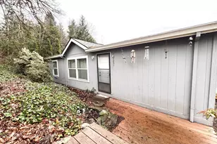 5200 SE 132nd Ave, Portland, OR 97236 - Photo 2