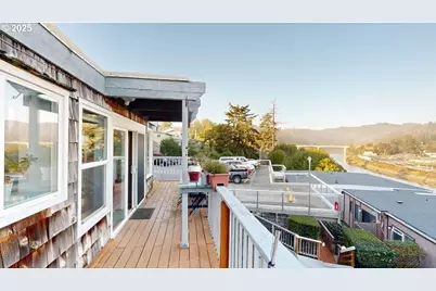 222 Del Norte Ln #8, Brookings, OR 97415 - Photo 26