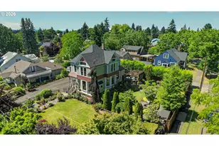 712 E 28th St, Vancouver, WA 98663 - Photo 2