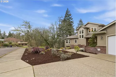 453 Dellwood Dr, Eugene, OR 97405 - Photo 4