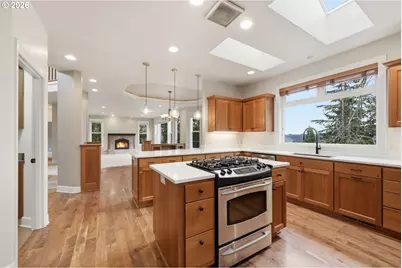 453 Dellwood Dr, Eugene, OR 97405 - Photo 12