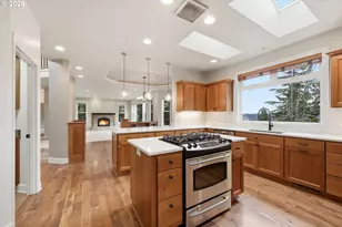 453 Dellwood Dr, Eugene, OR 97405 - Photo 12