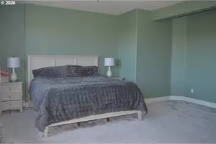 13610 SE Snowfire Dr, Happy Valley, OR 97086 - Photo 16