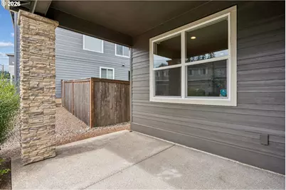 12101 SE Punch Bowl Falls Ct, Happy Valley, OR 97086 - Photo 4