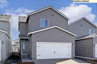 1233 Parkside Ave, Woodburn, OR 97071 - Photo 2