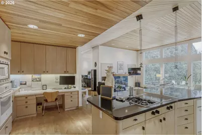 1000 Forest Meadows Way, Lake Oswego, OR 97034 - Photo 14