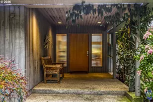 1000 Forest Meadows Way, Lake Oswego, OR 97034 - Photo 4