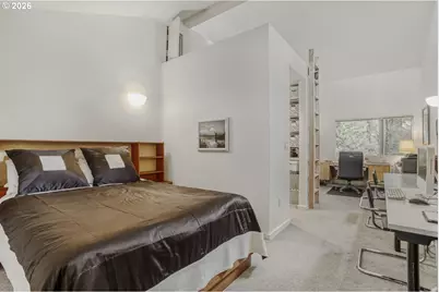 1000 Forest Meadows Way, Lake Oswego, OR 97034 - Photo 26