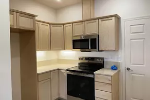 1437 37th St, Florence, OR 97439 - Photo 6