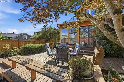 2472 NE 51st Ave, Portland, OR 97213 - Photo 32