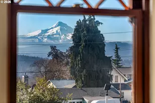 324 NE Hood St, White Salmon, WA 98672 - Photo 8