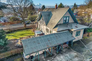 324 NE Hood St, White Salmon, WA 98672 - Photo 4