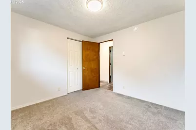 4114 Jessen Dr, Eugene, OR 97402 - Photo 30