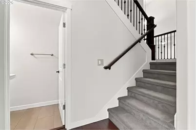 8328 SE Clatsop St, Happy Valley, OR 97086 - Photo 22