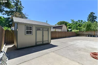 8328 SE Clatsop St, Happy Valley, OR 97086 - Photo 44