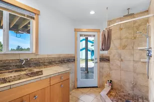 89610 Sea Breeze Dr, Warrenton, OR 97146 - Photo 38