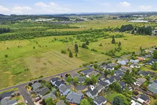 2361 Rollie Loop, Eugene, OR 97405 - Photo 42
