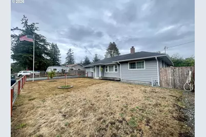 1802 Spruce St, Myrtle Point, OR 97458 - Photo 2