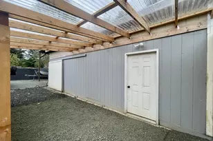 1802 Spruce St, Myrtle Point, OR 97458 - Photo 44