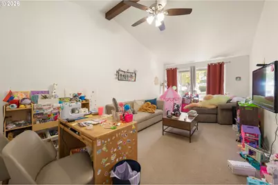 1090 E 28th Ave, Eugene, OR 97405 - Photo 34