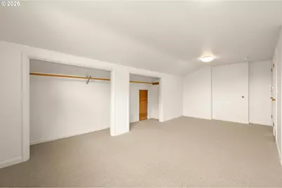 1090 E 28th Ave, Eugene, OR 97405 - Photo 22