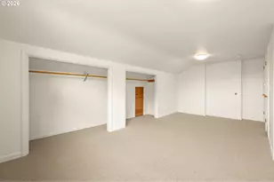 1090 E 28th Ave, Eugene, OR 97405 - Photo 22