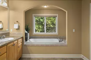 18278 SW Santoro Dr, Beaverton, OR 97007 - Photo 24