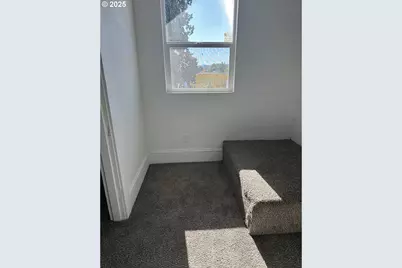 353 SE Baseline St, Hillsboro, OR 97123 - Photo 18