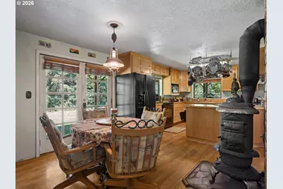 212 Harder Rd, Washougal, WA 98671 - Photo 6