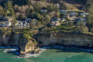 218 Sea Crest Pl, Otter Rock, OR 97369 - Photo 46